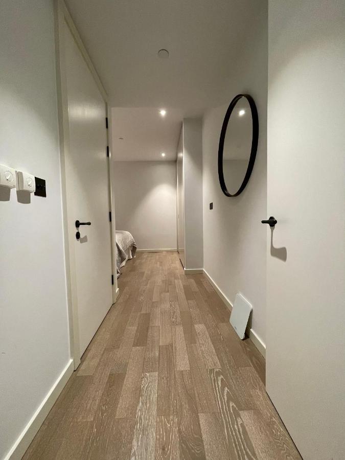 Battersea Power Station Living Apartment ลอนดอน ภายนอก รูปภาพ
