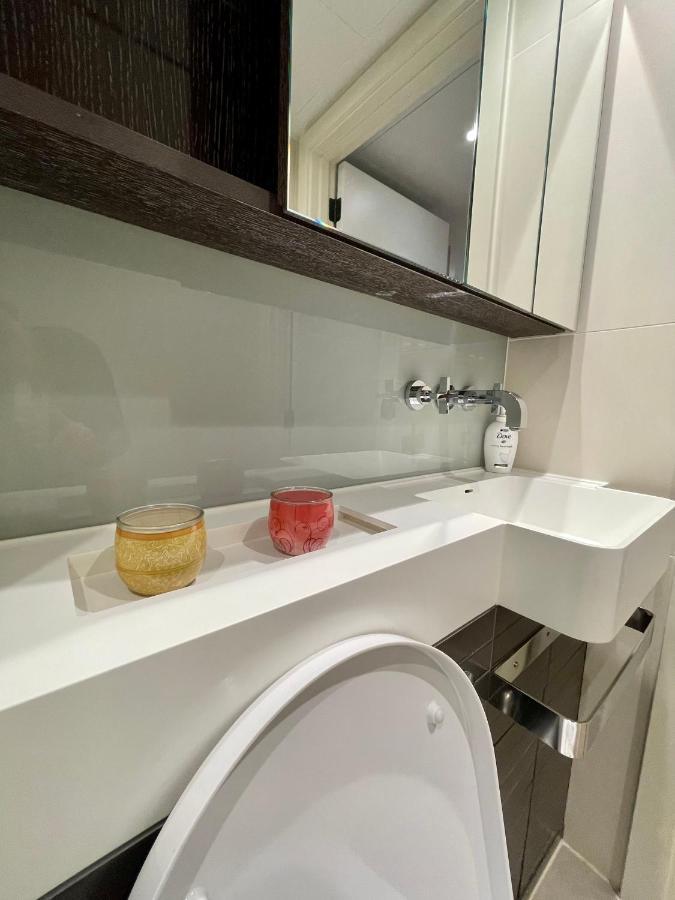 Battersea Power Station Living Apartment ลอนดอน ภายนอก รูปภาพ